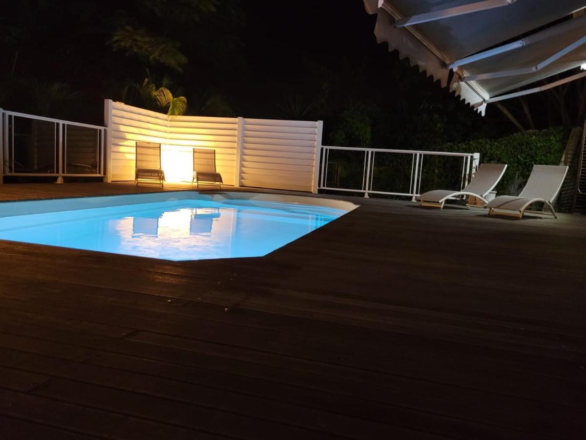 Villa Ste Marthe Avec Piscine, Grande Terrasse, Jardin Intime Et Citerne D'Eau Saint-Francois  Exterior photo
