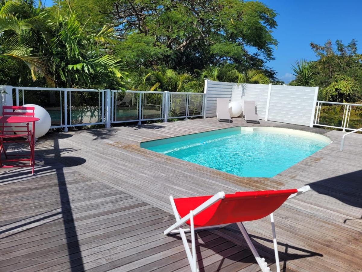 Villa Ste Marthe Avec Piscine, Grande Terrasse, Jardin Intime Et Citerne D'Eau Saint-Francois  Exterior photo