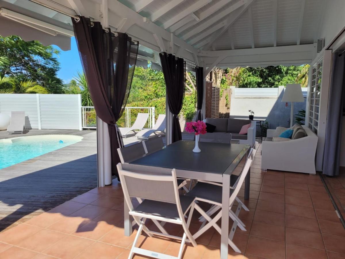 Villa Ste Marthe Avec Piscine, Grande Terrasse, Jardin Intime Et Citerne D'Eau Saint-Francois  Exterior photo